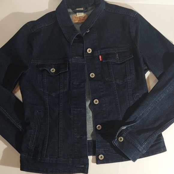 Levi's Jean Jacket - Picture 1 of 7
